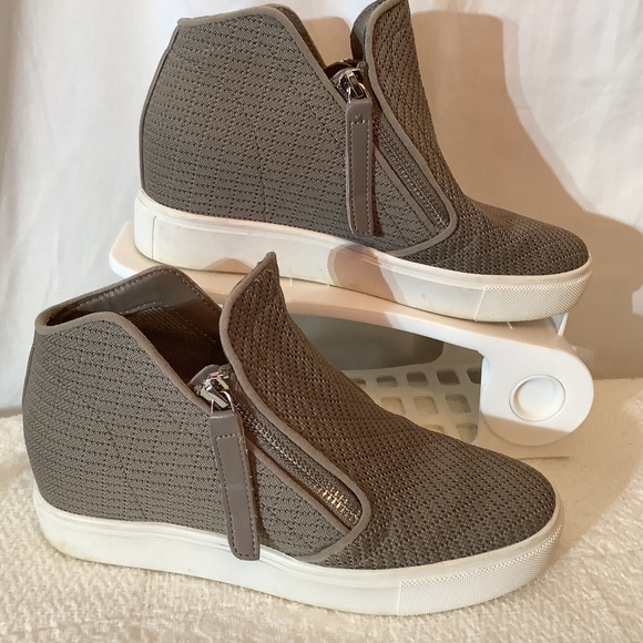 Steve Madden Corso ankle fabric sneaker shoe camel - Picture 3 of 12